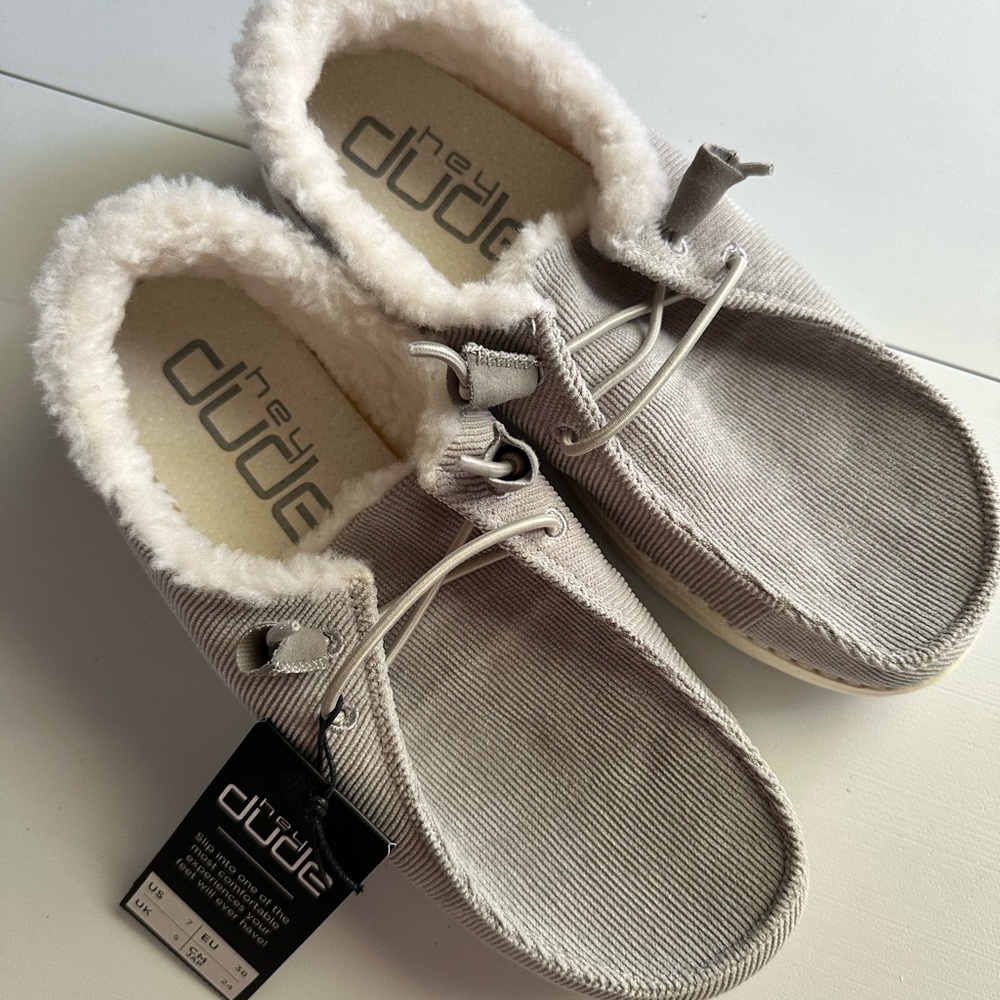 Hey Dude Light Gray Fleece-Lined Shoes